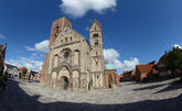 FZ033279-95 Church in Ribe.jpg